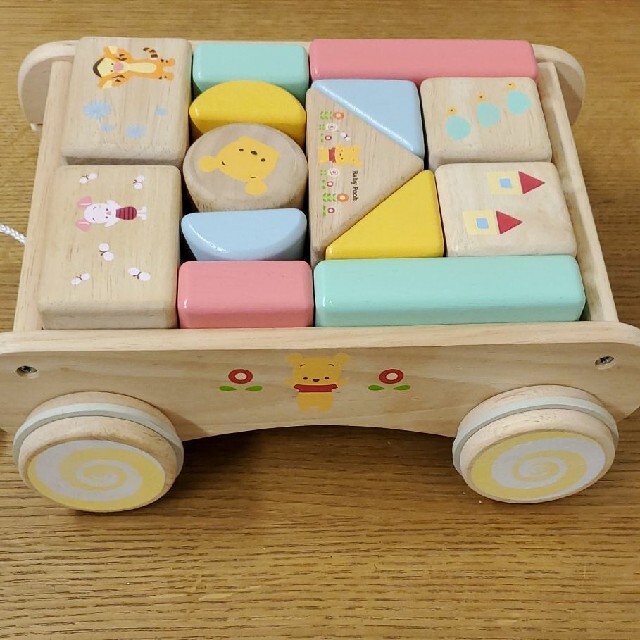 Disney(ディズニー)のDisney baby ディズニーベビー ベビープー ひき車つみき キッズ/ベビー/マタニティのおもちゃ(積み木/ブロック)の商品写真