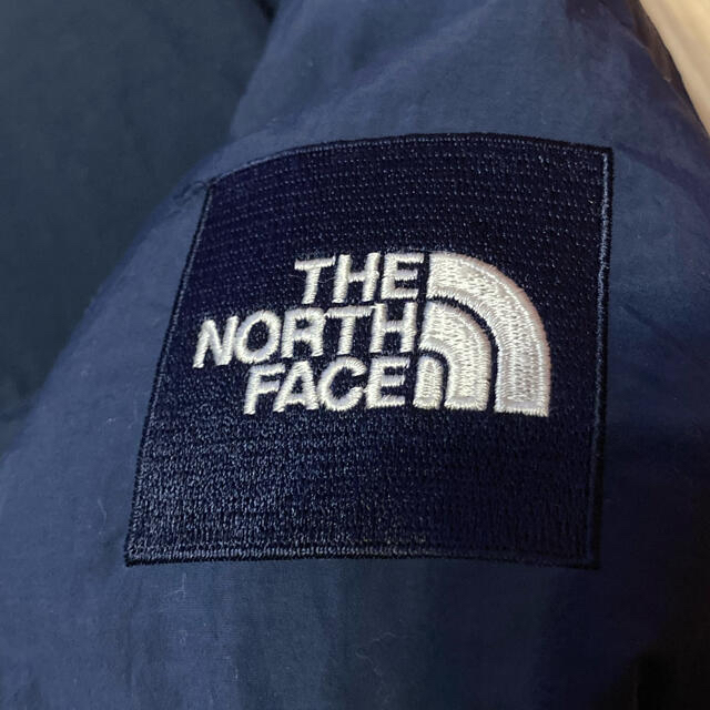 THE NORTH FACE(ザノースフェイス)のTHE NORTH FACE キャンプシエラショートダウンジャケット　紺色　美品 レディースのジャケット/アウター(ダウンジャケット)の商品写真