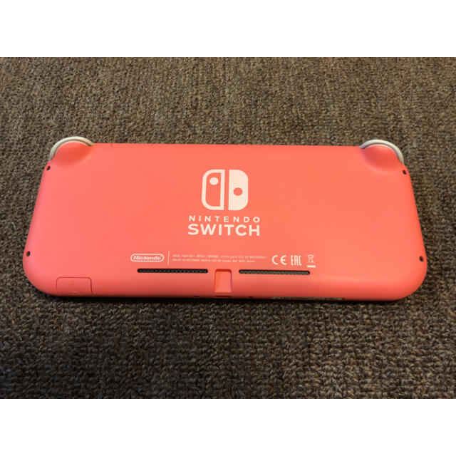 Nintendo Switch(ニンテンドースイッチ)の【r様】Nintendo  Switch liteコーラルピンク エンタメ/ホビーのゲームソフト/ゲーム機本体(携帯用ゲーム機本体)の商品写真