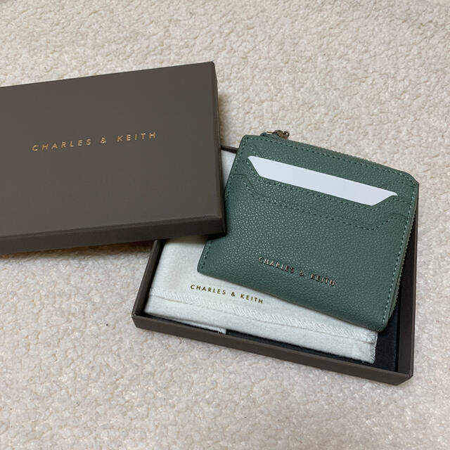 Charles and Keith(チャールズアンドキース)の【新品未使用】チャールズ&キース カードケース コインケース レディースのファッション小物(コインケース)の商品写真