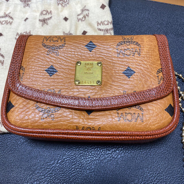 MCM(エムシーエム)のMCM （エムシーエム）ポシェット　ショルダーバッグ レディースのバッグ(ショルダーバッグ)の商品写真