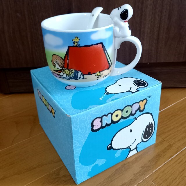 SNOOPY(スヌーピー)のスヌーピー　スープマグ インテリア/住まい/日用品のキッチン/食器(食器)の商品写真