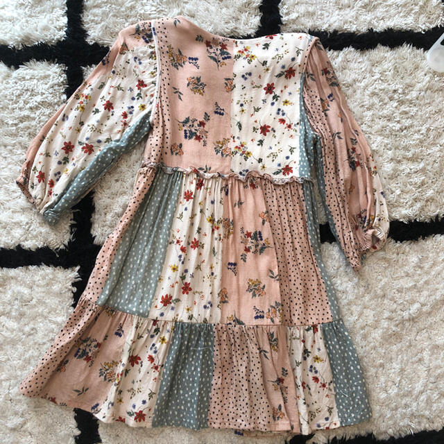 ZARA KIDS(ザラキッズ)のZARAワンピース　サイズ116 キッズ/ベビー/マタニティのキッズ服女の子用(90cm~)(ワンピース)の商品写真