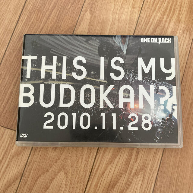 ONE OK ROCK(ワンオクロック)のLIVE　DVD「THIS　IS　MY　BUDOKAN？！　2010．11．28 エンタメ/ホビーのDVD/ブルーレイ(ミュージック)の商品写真