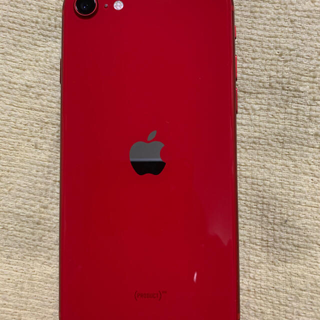 Apple(アップル)のiPhone SE2 第二世代 RED 64GB SIMフリー 美品 スマホ/家電/カメラのスマートフォン/携帯電話(スマートフォン本体)の商品写真