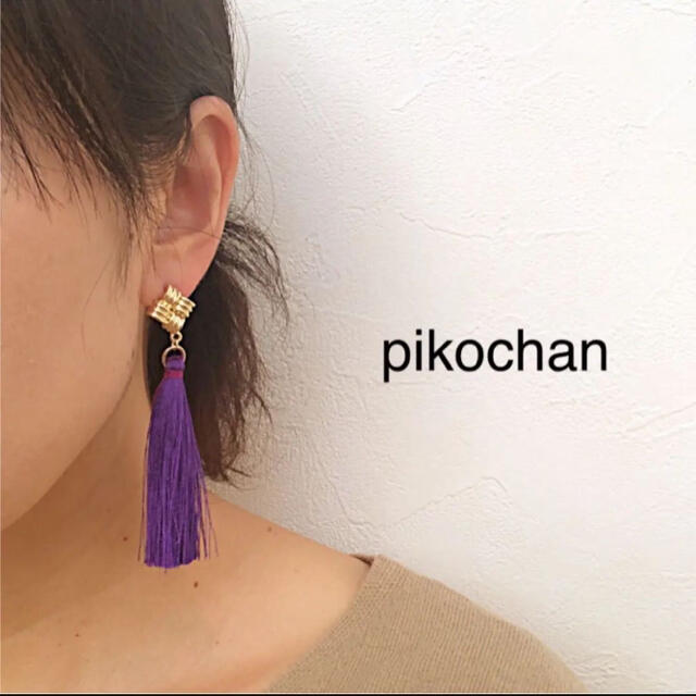thanksタッセルピアス❤︎着画の通販 by pikochan's shop|ラクマ