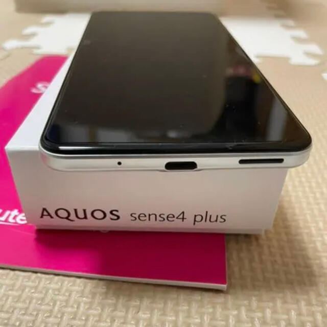 AQUOS(アクオス)のAQUOS sense4 plus 中古美品 SIMフリー White② スマホ/家電/カメラのスマートフォン/携帯電話(スマートフォン本体)の商品写真