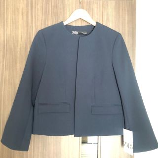 ザラ(ZARA)の【新品未使用】ZARA ジャケット(ノーカラージャケット)