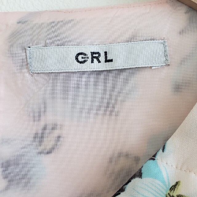 GRL(グレイル)のGRL ネックレス付き 花柄ワンピース レディースのワンピース(ミニワンピース)の商品写真