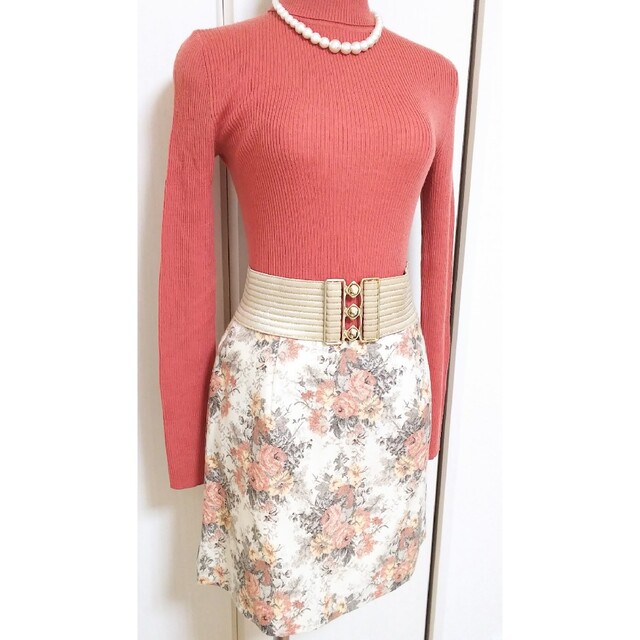即完売レア品 約2万円購入 ef-deエフデ ダマスクローズ柄 スカート 極美品