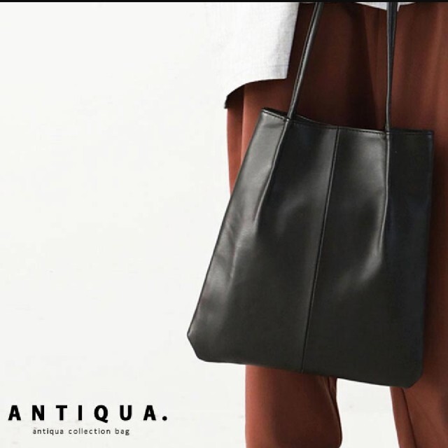 antiqua(アンティカ)のnan様専用。週末値下げ。アンティカ ポーチ付きショルダーバッグ レディースのバッグ(ショルダーバッグ)の商品写真