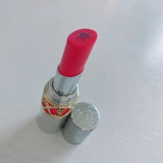 イヴサンローランボーテ(Yves Saint Laurent Beaute)の【お値下げ中】イヴ・サンローラン ルージュ ヴォリュプテ ロックシャイン #5(口紅)