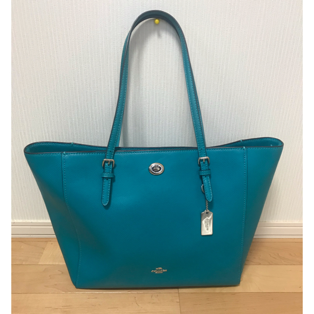 お値下げ》COACHトートバッグ【A4サイズ収納可能】-