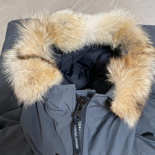 CANADA GOOSE(カナダグース)のカナダグース シャトーパーカー グラファイト XL メンズのジャケット/アウター(ダウンジャケット)の商品写真