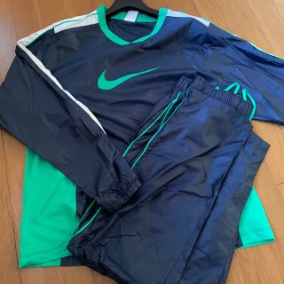 ナイキ(NIKE)のNIKE ウィンドブレーカー　上下セット(ウェア)