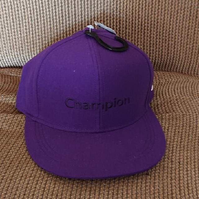 Champion(チャンピオン)の新品 タグ付き チャンピオン キャップ 帽子 パープル 紫 レディースの帽子(キャップ)の商品写真