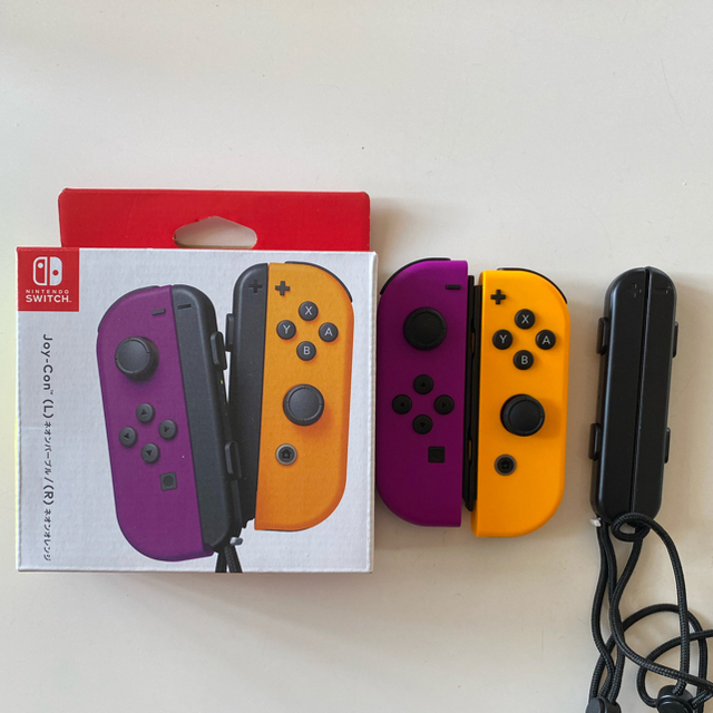 Nintendo Switch(ニンテンドースイッチ)のSwitch！Joy-Con(L)ネオンパープル/(R)ネオンオレンジ エンタメ/ホビーのゲームソフト/ゲーム機本体(家庭用ゲーム機本体)の商品写真