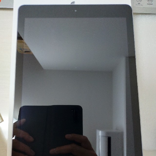 iPad(アイパッド)のiPad　第6世代　32GB スマホ/家電/カメラのPC/タブレット(タブレット)の商品写真