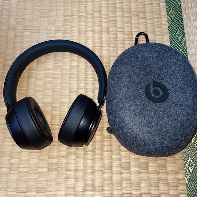 Beats Solo Pro ワイヤレスノイズキャンセリングヘッドホン