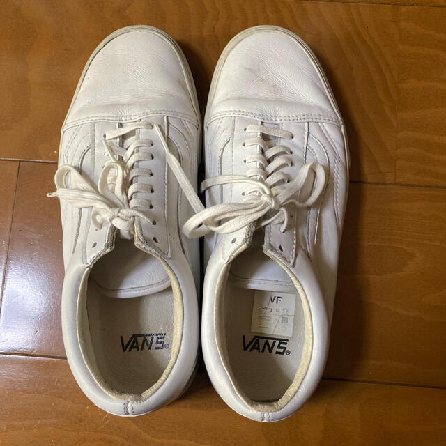VANS(ヴァンズ)のVans sneaker leather 白 27cm  size 9 メンズの靴/シューズ(スニーカー)の商品写真
