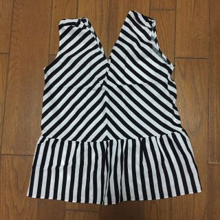 ザラ(ZARA)のZARA白黒ストライプ トップス(カットソー(半袖/袖なし))