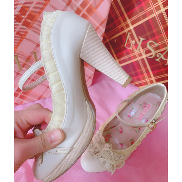 LIZ LISA(リズリサ)のリズリサ＊リボンフリル付きストラップパンプス レディースの靴/シューズ(ハイヒール/パンプス)の商品写真