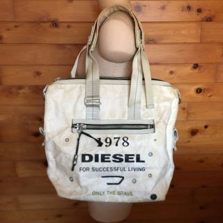 ディーゼル(DIESEL)のDIESEL ペーパー素材バッグ(トートバッグ)