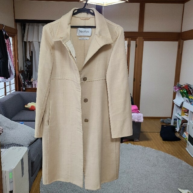 Max Mara(マックスマーラ)のMax Mara コート ベージュ Mサイズ レディースのジャケット/アウター(ロングコート)の商品写真