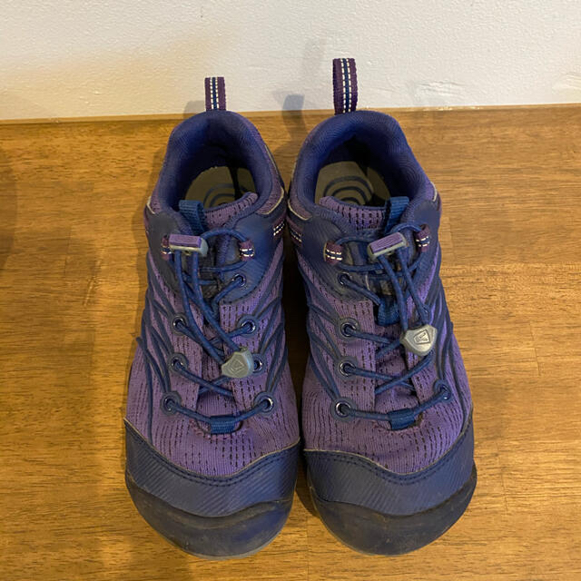 KEEN(キーン)の【お値引き:KEEN（キーン）】21cm チャンドラー シーエヌエックス キッズ/ベビー/マタニティのキッズ靴/シューズ(15cm~)(スニーカー)の商品写真