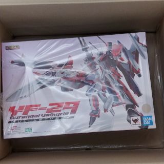 バンダイ(BANDAI)のDX超合金 YF-29デュランダルバルキリー( 早乙女アルト機 ) (模型/プラモデル)