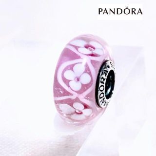 スワロフスキー(SWAROVSKI)の【新品】PANDORA パンドラ コラボ　ビーズチャーム　花＆リボン　ピンク(チャーム)