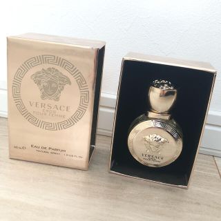 ヴェルサーチ(VERSACE)の◆ VERSACE  エロスフェム　香水　オーデパルファム◆30ml(ユニセックス)