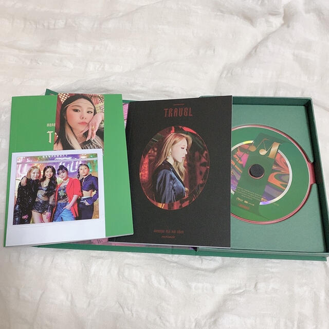 MAMAMOO TRAVEL light green ver. エンタメ/ホビーのCD(K-POP/アジア)の商品写真