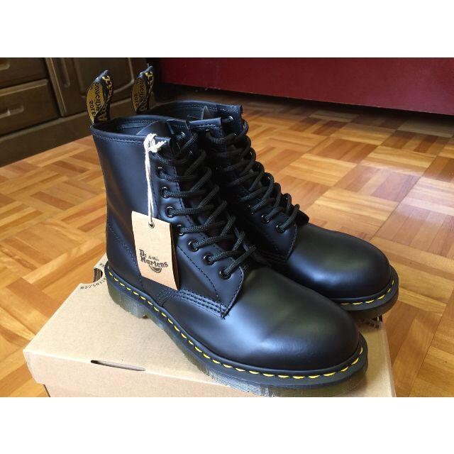 Dr.Martens(ドクターマーチン)のDr.Martens 1460 8EYE UK9 ドクターマーチン　8ホール メンズの靴/シューズ(ブーツ)の商品写真