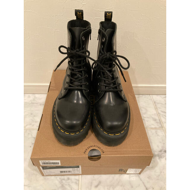 ◾︎ Dr.Martens R15265001 JADON 8ホール BL 厚底レディース