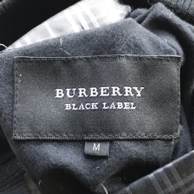 BURBERRY BLACK LABEL(バーバリーブラックレーベル)のバーバリーブラックレーベル サイズM - 黒 メンズのジャケット/アウター(ダウンジャケット)の商品写真