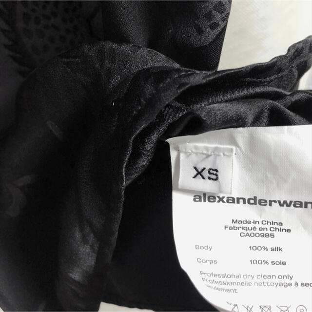 Alexander wang ブラック シルク ドラゴン シャツ