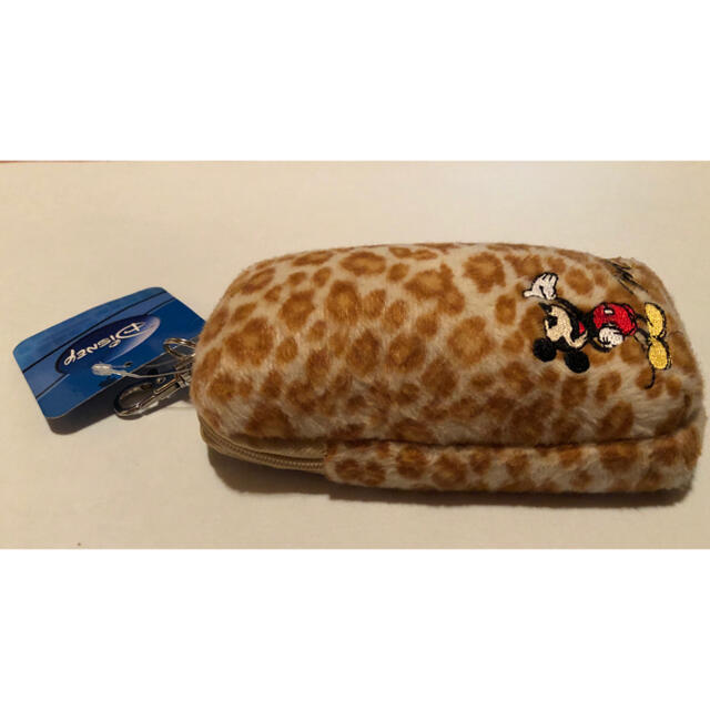 Disney(ディズニー)の【珍品】Disney ふっかふかで超安心な携帯ケース スマホ/家電/カメラのスマホアクセサリー(モバイルケース/カバー)の商品写真