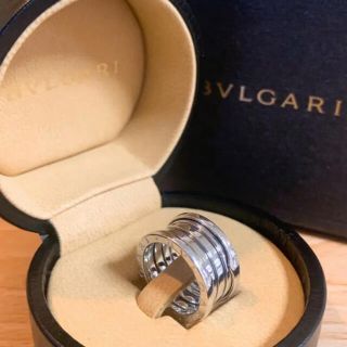 ブルガリ(BVLGARI)の美品！BVLGARI ブルガリ ビーゼロワン ホワイトゴールド指輪リング K18(リング(指輪))