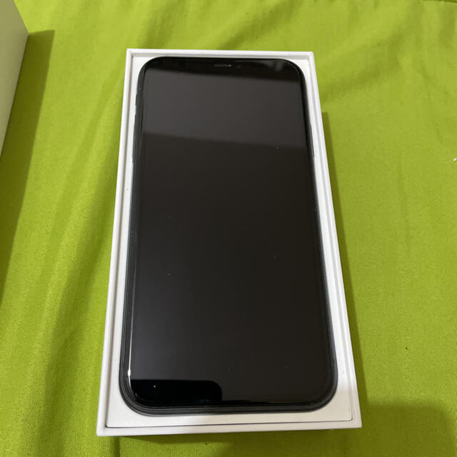 iPhone11 64ギガ　SIMフリー