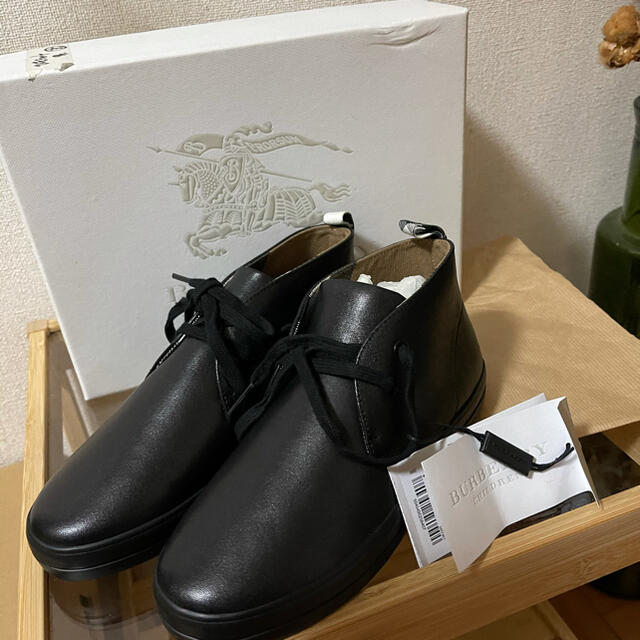 BURBERRY(バーバリー)のバーバリー　キッズショットブーツ　22.5cm キッズ/ベビー/マタニティのキッズ靴/シューズ(15cm~)(ブーツ)の商品写真