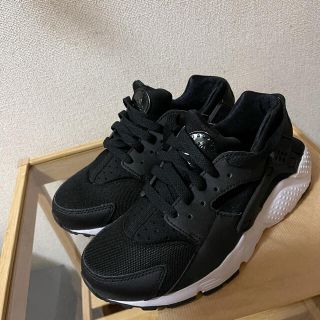 ナイキ(NIKE)のNIKE ナイキ  レディーススニーカー　23.5cm(スニーカー)