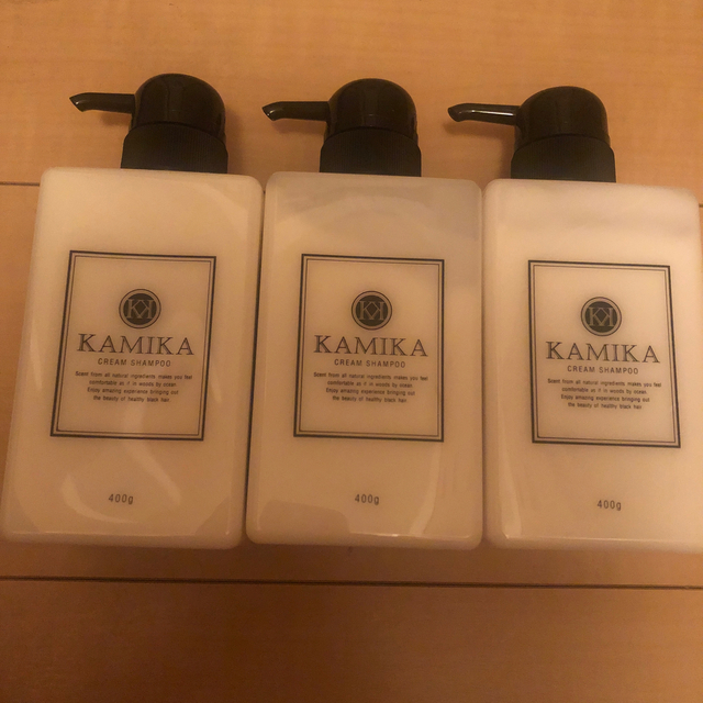 カミカ 黒髪クリームシャンプー KAMIKA 400g 3本ヘアケア/スタイリング