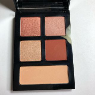 ボビイブラウン(BOBBI BROWN)のボビィブラウン　エッセンシャルマルチカラーアイシャドウパレット(アイシャドウ)