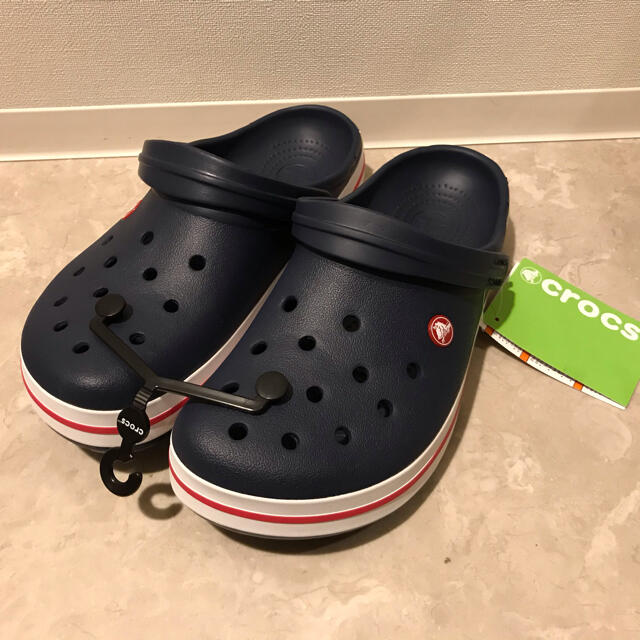 crocs(クロックス)の値下げ　crocs クロックス crocband ネイビー M9（M9/W11） メンズの靴/シューズ(サンダル)の商品写真