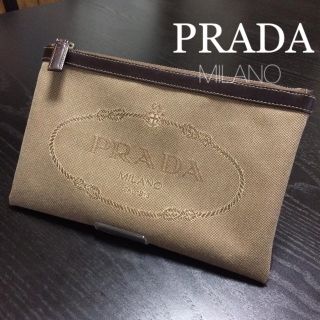 プラダ(PRADA)のPRADA（プラダ）ロゴジャガードポーチ(ポーチ)