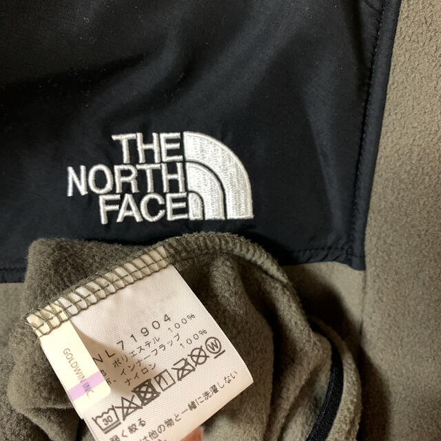 THE NORTH FACE(ザノースフェイス)のTHE NORTHFACE マウンテンバーサマイクロジャケット ブラウン XL メンズのジャケット/アウター(その他)の商品写真