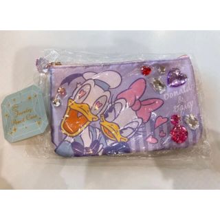 デイジー(Daisy)の★新品タグ付き★ディズニー　デイジーポーチ(キャラクターグッズ)