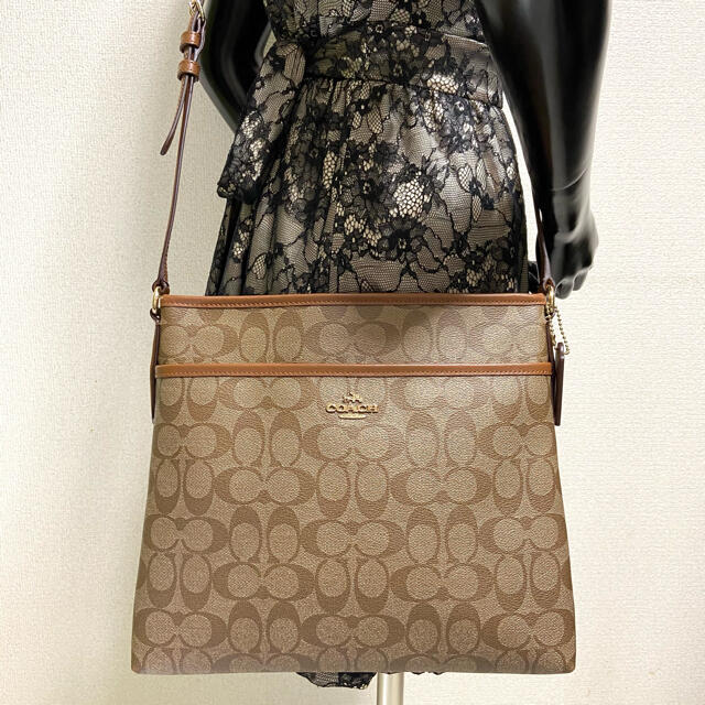 COACH コーチ シグネチャー ショルダーバッグ F58297