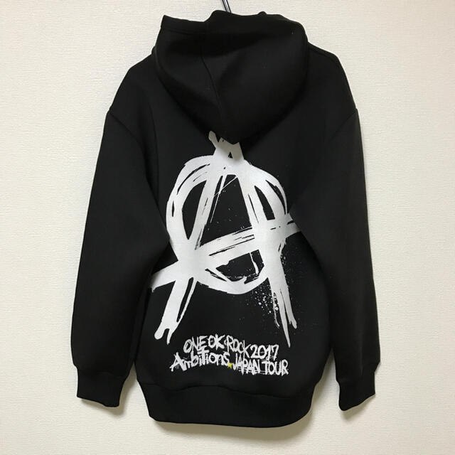 ONE OK ROCK(ワンオクロック)のONE OK ROCK パーカー メンズのトップス(パーカー)の商品写真